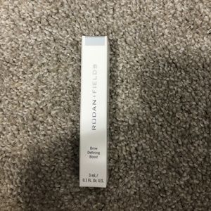 COPY - Brow boost shade light